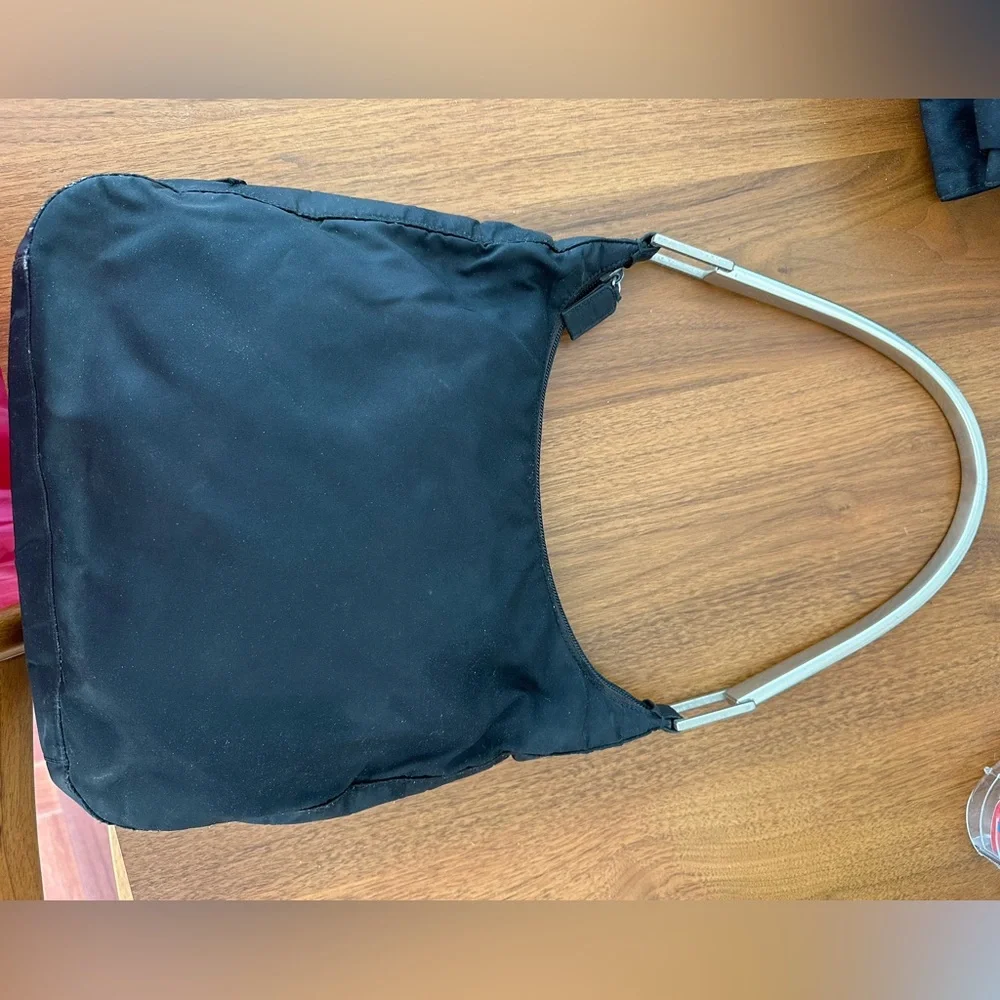 Prada nylon shoulder bag with silver metal strap - Picture 3 of 6